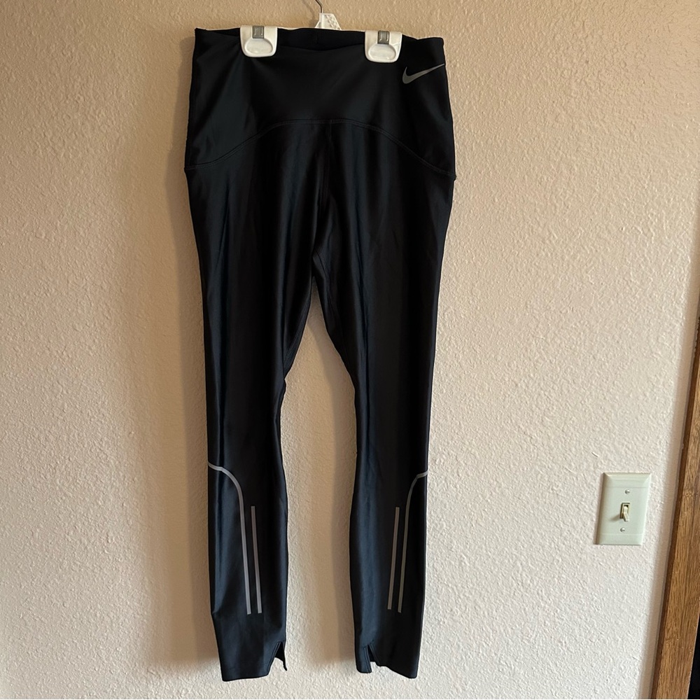 Nike Dri Fit Leggings with Reflective Accents Size S